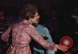 Immagine di Prima Signora Patricia Nixon Washington DC USA, 1973, secondo 16 filmato di repertorio 65675057320