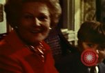 Standbild First Lady Pat Nixon Washington DC USA, 1973, aus Sekunde 25 historischem Filmmaterial Videoclip 65675057330