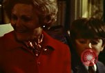 Standbild First Lady Pat Nixon Washington DC USA, 1973, aus Sekunde 27 historischem Filmmaterial Videoclip 65675057330