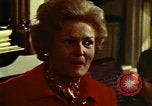 Standbild First Lady Pat Nixon Washington DC USA, 1973, aus Sekunde 29 historischem Filmmaterial Videoclip 65675057330