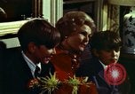 Standbild First Lady Pat Nixon Washington DC USA, 1973, aus Sekunde 35 historischem Filmmaterial Videoclip 65675057330