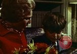 Standbild First Lady Pat Nixon Washington DC USA, 1973, aus Sekunde 46 historischem Filmmaterial Videoclip 65675057330