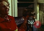 Standbild First Lady Pat Nixon Washington DC USA, 1973, aus Sekunde 54 historischem Filmmaterial Videoclip 65675057330