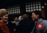 Standbild First Lady Pat Nixon China, 1972, aus Sekunde 57 historischem Filmmaterial Videoclip 65675057335