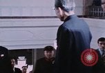 Immagine di Nixon saluta Enlai Pechino Cina, 1972, secondo 25 filmato di repertorio 65675057337