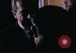 Immagine di Nixon saluta Enlai Pechino Cina, 1972, secondo 58 filmato di repertorio 65675057337