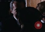 Immagine di Nixon saluta Enlai Pechino Cina, 1972, secondo 59 filmato di repertorio 65675057337