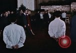 Standbild Nixon und Enlai Speisen Peking China, 1972, aus Sekunde 7 historischem Filmmaterial Videoclip 65675057339