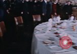 Standbild Nixon und Enlai Speisen Peking China, 1972, aus Sekunde 19 historischem Filmmaterial Videoclip 65675057339
