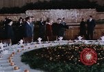 Standbild Nixon und Enlai Speisen Peking China, 1972, aus Sekunde 22 historischem Filmmaterial Videoclip 65675057339