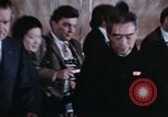 Standbild Nixon und Enlai Speisen Peking China, 1972, aus Sekunde 25 historischem Filmmaterial Videoclip 65675057339