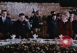 Standbild Nixon und Enlai Speisen Peking China, 1972, aus Sekunde 27 historischem Filmmaterial Videoclip 65675057339