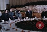 Standbild Nixon und Enlai Speisen Peking China, 1972, aus Sekunde 34 historischem Filmmaterial Videoclip 65675057339