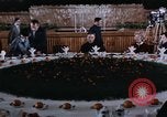 Standbild Nixon und Enlai Speisen Peking China, 1972, aus Sekunde 38 historischem Filmmaterial Videoclip 65675057339