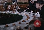 Standbild Nixon und Enlai Speisen Peking China, 1972, aus Sekunde 41 historischem Filmmaterial Videoclip 65675057339