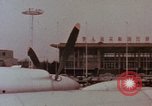 Immagine di Nixon arrivo Shanghai Shanghai in Cina, 1972, secondo 6 filmato di repertorio 65675057342