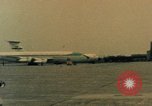 Immagine di Nixon arrivo Shanghai Shanghai in Cina, 1972, secondo 15 filmato di repertorio 65675057342