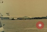 Immagine di Nixon arrivo Shanghai Shanghai in Cina, 1972, secondo 18 filmato di repertorio 65675057342
