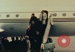 Immagine di Nixon arrivo Shanghai Shanghai in Cina, 1972, secondo 23 filmato di repertorio 65675057342