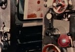 Immagine di Macchina di stampa Shanghai in Cina, 1972, secondo 27 filmato di repertorio 65675057346