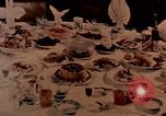 Immagine di Cibi cinesi Shanghai in Cina, 1972, secondo 52 filmato di repertorio 65675057349