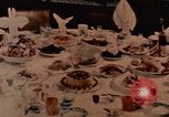 Immagine di Cibi cinesi Shanghai in Cina, 1972, secondo 57 filmato di repertorio 65675057349