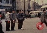 Immagine di Strade trafficate di Pechino Pechino Cina, 1972, secondo 8 filmato di repertorio 65675057352