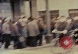 Immagine di Strade trafficate di Pechino Pechino Cina, 1972, secondo 17 filmato di repertorio 65675057352