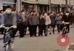 Immagine di Strade trafficate di Pechino Pechino Cina, 1972, secondo 25 filmato di repertorio 65675057352