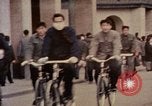 Immagine di Strade trafficate di Pechino Pechino Cina, 1972, secondo 36 filmato di repertorio 65675057352