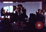 Immagine di Camera in hotel Cina, 1972, secondo 57 filmato di repertorio 65675057354