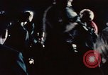 Immagine di Prestazioni acrobatiche Shanghai in Cina, 1972, secondo 10 filmato di repertorio 65675057356