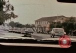 Immagine di Nixon per il giro della Papamobile Hangchow Cina, 1972, secondo 4 filmato di repertorio 65675057362