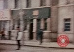 Immagine di Nixon per il giro della Papamobile Hangchow Cina, 1972, secondo 10 filmato di repertorio 65675057362