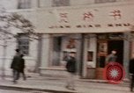Immagine di Nixon per il giro della Papamobile Hangchow Cina, 1972, secondo 13 filmato di repertorio 65675057362