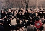 Immagine di Nixon in fiore parco Fort Hangchow Cina, 1972, secondo 20 filmato di repertorio 65675057364