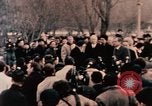 Immagine di Nixon in fiore parco Fort Hangchow Cina, 1972, secondo 22 filmato di repertorio 65675057364
