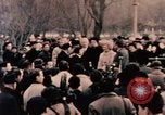 Immagine di Nixon in fiore parco Fort Hangchow Cina, 1972, secondo 26 filmato di repertorio 65675057364