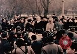 Immagine di Nixon in fiore parco Fort Hangchow Cina, 1972, secondo 28 filmato di repertorio 65675057364