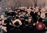 Immagine di Nixon in fiore parco Fort Hangchow Cina, 1972, secondo 36 filmato di repertorio 65675057364
