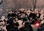 Immagine di Nixon in fiore parco Fort Hangchow Cina, 1972, secondo 39 filmato di repertorio 65675057364