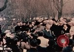 Immagine di Nixon in fiore parco Fort Hangchow Cina, 1972, secondo 42 filmato di repertorio 65675057364