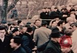 Immagine di Nixon in fiore parco Fort Hangchow Cina, 1972, secondo 45 filmato di repertorio 65675057364