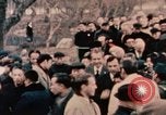 Immagine di Nixon in fiore parco Fort Hangchow Cina, 1972, secondo 47 filmato di repertorio 65675057364