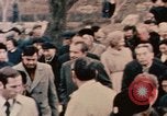 Immagine di Nixon in fiore parco Fort Hangchow Cina, 1972, secondo 52 filmato di repertorio 65675057364