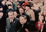 Immagine di Nixon in fiore parco Fort Hangchow Cina, 1972, secondo 62 filmato di repertorio 65675057364