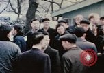 Standbild Nixon Gruppe beginnt Bootsfahrt Hangchow China, 1972, aus Sekunde 41 historischem Filmmaterial Videoclip 65675057365