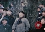 Standbild Nixon Gruppe beginnt Bootsfahrt Hangchow China, 1972, aus Sekunde 56 historischem Filmmaterial Videoclip 65675057365