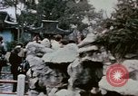 Immagine di Nixon delegazione in fiore parco Fort Hangchow Cina, 1972, secondo 4 filmato di repertorio 65675057366