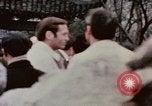 Immagine di Nixon delegazione in fiore parco Fort Hangchow Cina, 1972, secondo 11 filmato di repertorio 65675057366